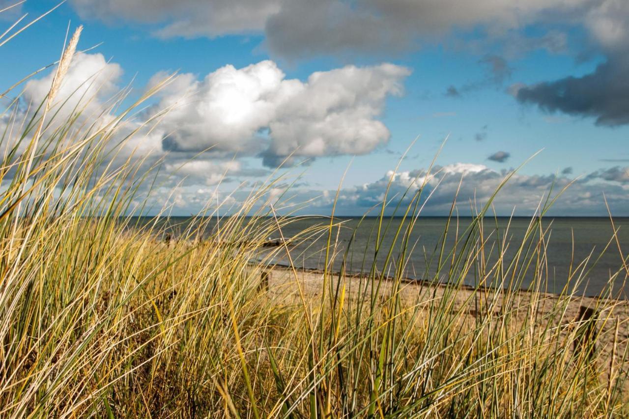 Altes Strandhus Casa Meeresbrise ชาร์บอยท์ซ ภายนอก รูปภาพ